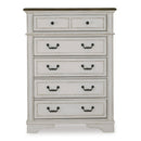 Signature Design by Ashley Blendon B747-46 Five Drawer Chest IMAGE 3