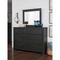  Signature Design by Ashley Brinxton B249B3 5 pc Queen Panel Bedroom Set IMAGE 4