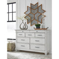  Benchcraft Kanwyn B777B17 5 pc Queen Upholstered Panel Bedroom Set IMAGE 3