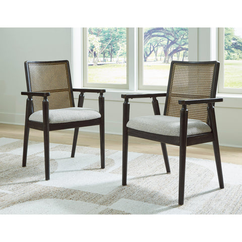  Signature Design by Ashley Galliden D841 7 pc Dining Set IMAGE 3
