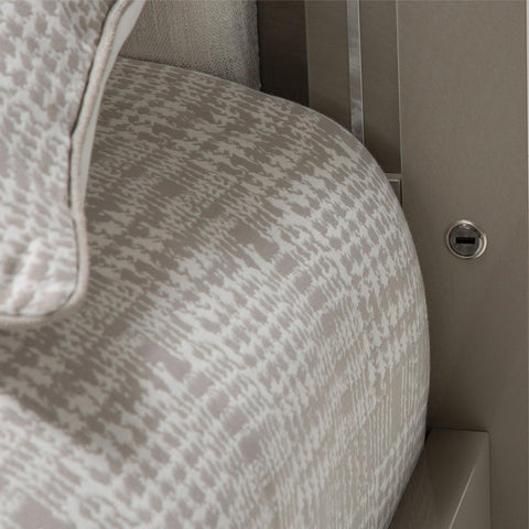  Michael Amini Urban Place California King Upholstered Platform Bed 9027600CK-803 IMAGE 9