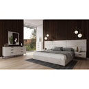 Furniture Line Samantha Queen Bed Samantha Queen Bed IMAGE 2