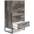  Signature Design by Ashley Neilsville EB2120-245 Five Drawer Chest IMAGE 2