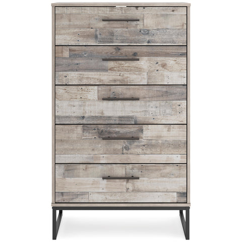  Signature Design by Ashley Neilsville EB2320-245 Five Drawer Chest IMAGE 3