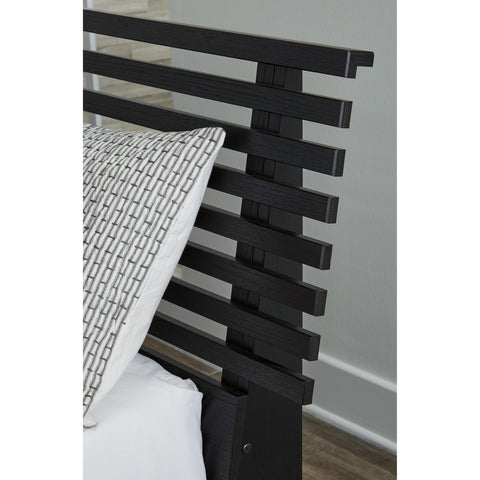  Signature Design by Ashley Danziar B1013B6 King Slat Panel Bed IMAGE 6