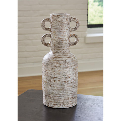  Signature Design by Ashley Wellbridge A2000609 Vase IMAGE 3