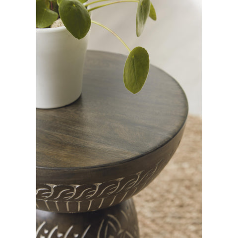  Signature Design by Ashley Hadcher A4000622 Accent Table IMAGE 5