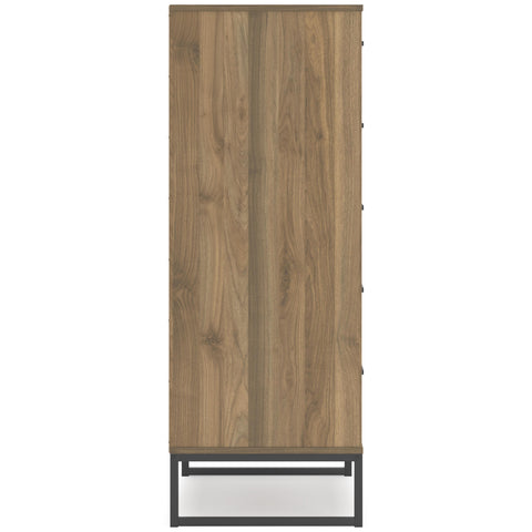  Signature Design by Ashley Deanlow EB1866-245 Five Drawer Chest IMAGE 4