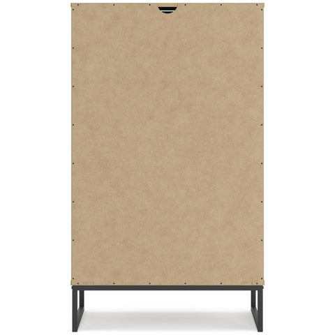  Signature Design by Ashley Deanlow EB1866-245 Five Drawer Chest IMAGE 5