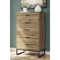  Signature Design by Ashley Deanlow EB1866-245 Five Drawer Chest IMAGE 7