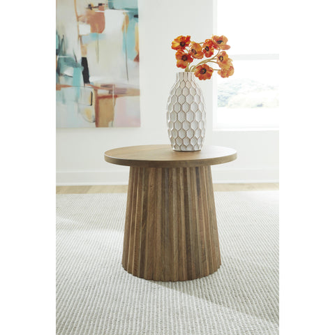  Signature Design by Ashley Ceilby A4000602 Accent Table IMAGE 2