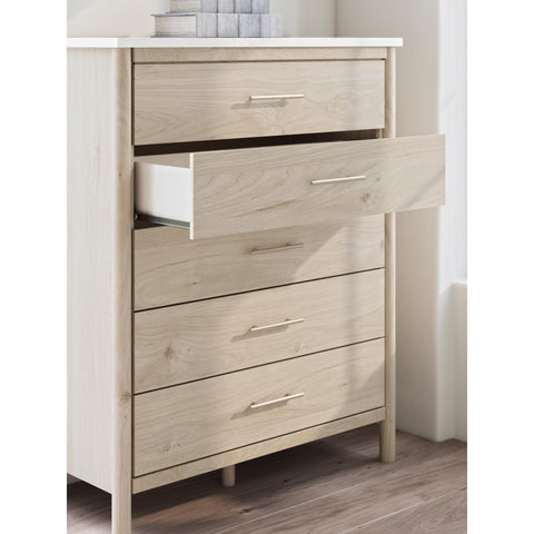 Signature Design by Ashley Cadmori B2615-345 Five Drawer Wide Chest IMAGE 8