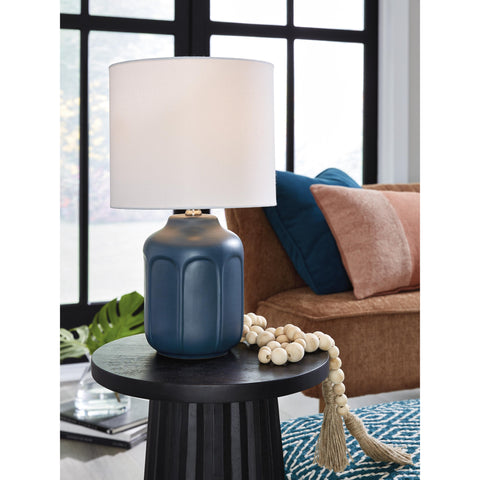  Signature Design by Ashley Gierburg L180214 Ceramic Table Lamp IMAGE 2