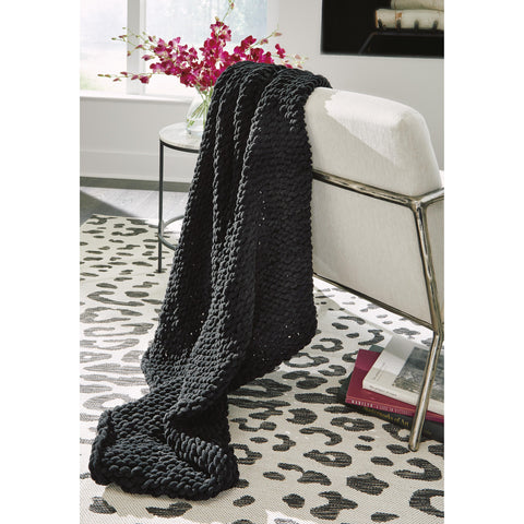  Signature Design by Ashley Chaddon A1001061 Throw IMAGE 3
