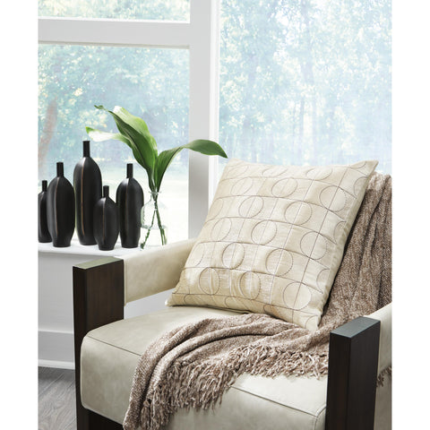  Signature Design by Ashley Kydner A1001074 Pillow IMAGE 4