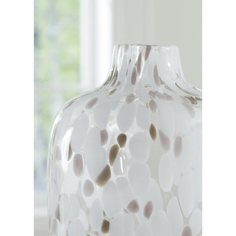  Signature Design by Ashley Keelton A2000760 Vase IMAGE 3