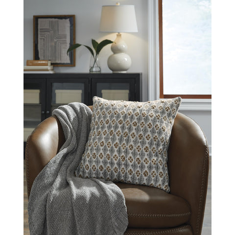  Signature Design by Ashley Dainwick A1001102 Pillow IMAGE 4