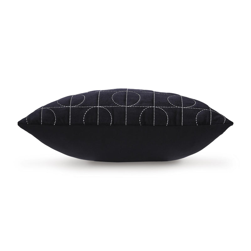  Signature Design by Ashley Kydner A1001108 Pillow IMAGE 3