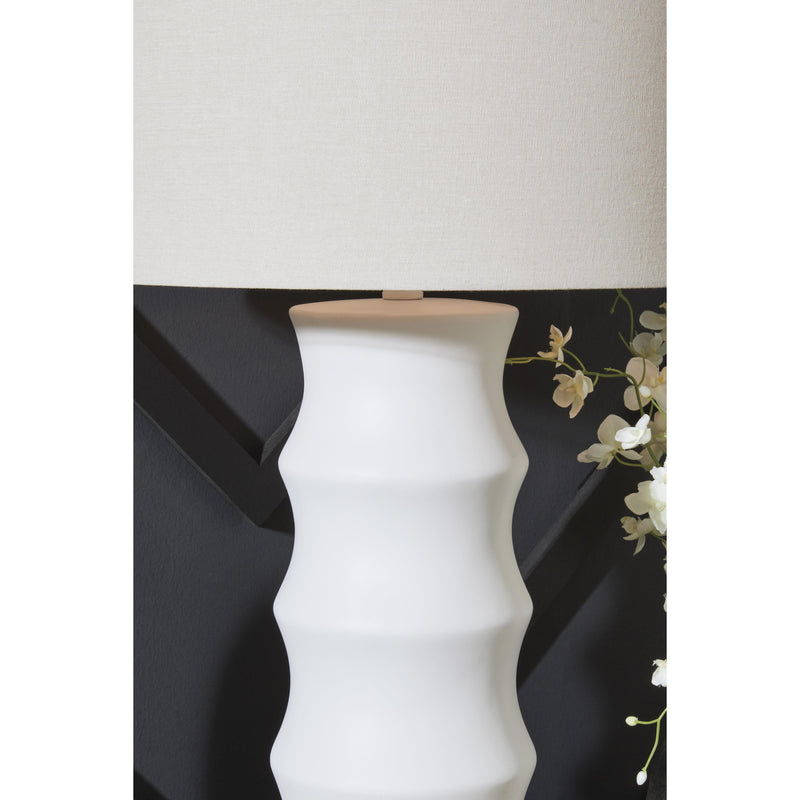  Signature Design by Ashley Veraleigh L235854 Poly Table Lamp IMAGE 3