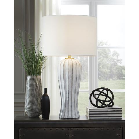  Signature Design by Ashley Lanwell L235894 Poly Table Lamp IMAGE 2