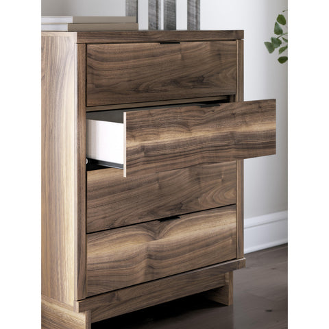  Signature Design by Ashley Chirason PCB3367-244 Four Drawer Chest IMAGE 8