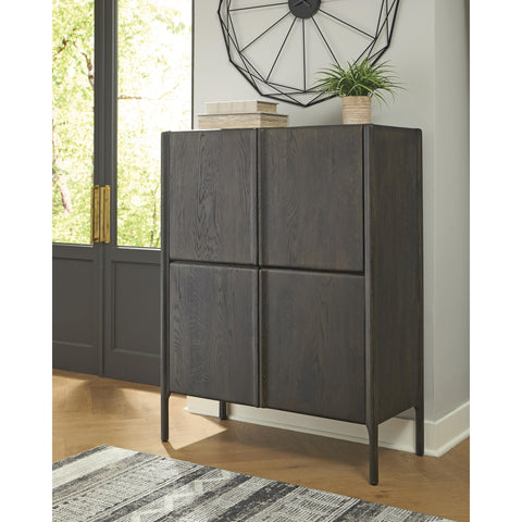  Signature Design by Ashley Orsonal A4000686 Accent Cabinet IMAGE 4