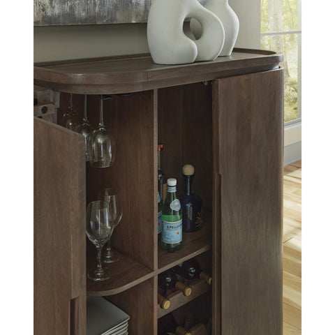  Signature Design by Ashley Landermont A4000697 Bar Cabinet IMAGE 6