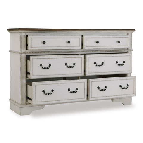  Signature Design by Ashley Blendon B747-31 Dresser IMAGE 2