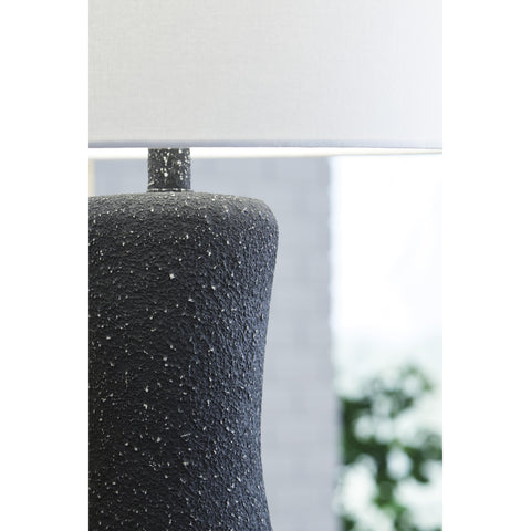  Signature Design by Ashley Maykins L207634 Metal Table Lamp IMAGE 3