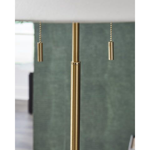  Signature Design by Ashley Haigwood L208471 Metal Floor Lamp IMAGE 3