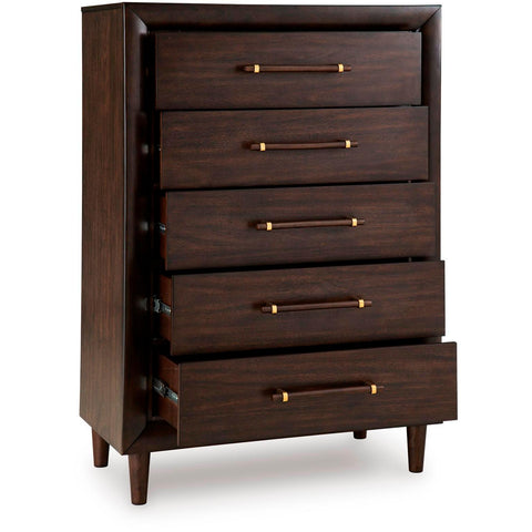  Benchcraft Dantenton 5-Drawer Chest B611-46 IMAGE 2