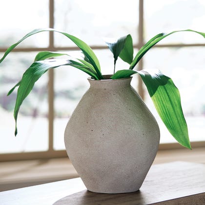 Hannela Decorative Ceramic Vase