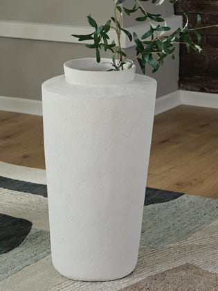Flurinworth Vase