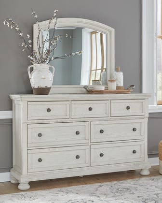 Robbinsdale 2-Piece Master Dresser and Mirror Set – Antiqued White