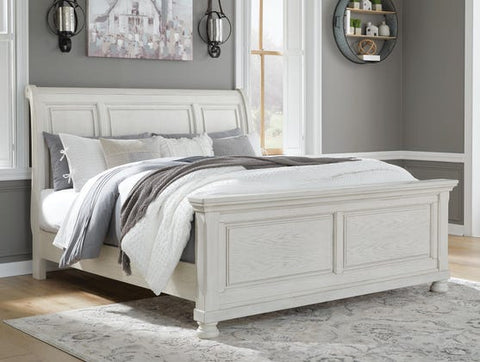 Robbinsdale Queen Sleigh Bed – Antiqued White