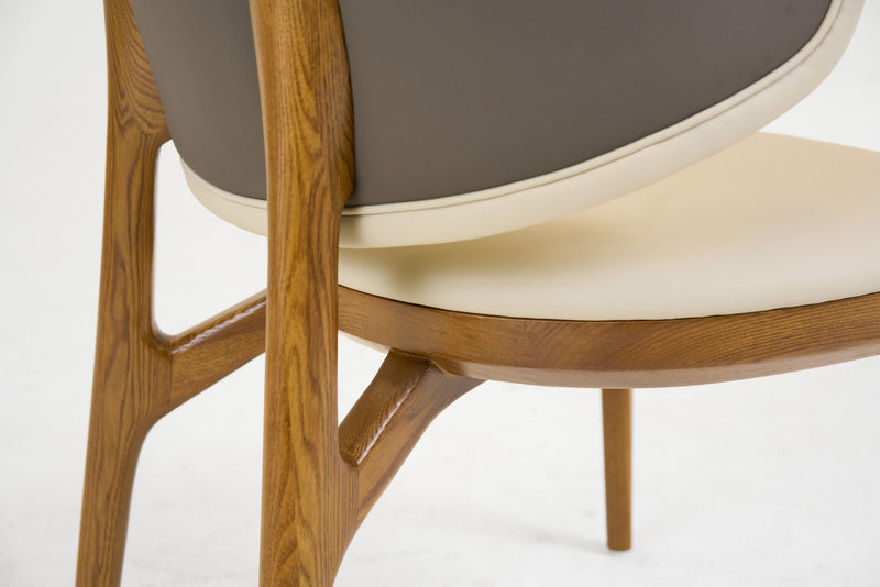Minimalist Cream Upholstered Dining Chair with Wooden Legs